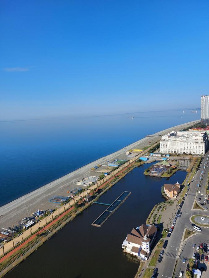 Twins Tower Orbi City Batumi Kültér fotó