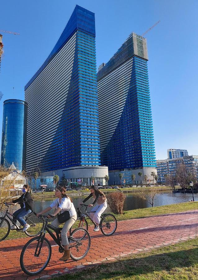 Twins Tower Orbi City Batumi Kültér fotó